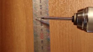 Проверка биения патрона GSB 18VE 2 LI