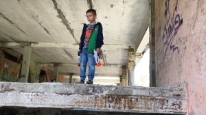 Nerf Game  Alien vs  Bogdan Нерф игры Богдан против Пришельцев