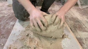 Липучая глина. Как сделать жидкую глину пластичной?