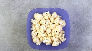 Курица с цветной капустой в духовке — видео рецепт