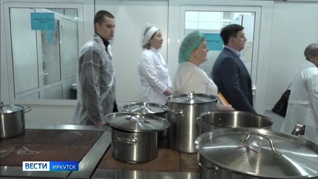 Комбинат питания в Иркутске разработал новую программу обучения для поваров