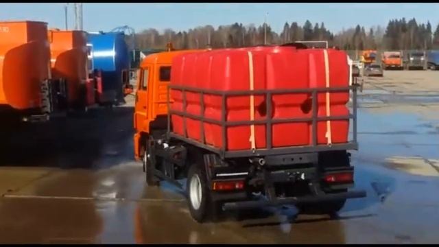 Поливомоечная машина