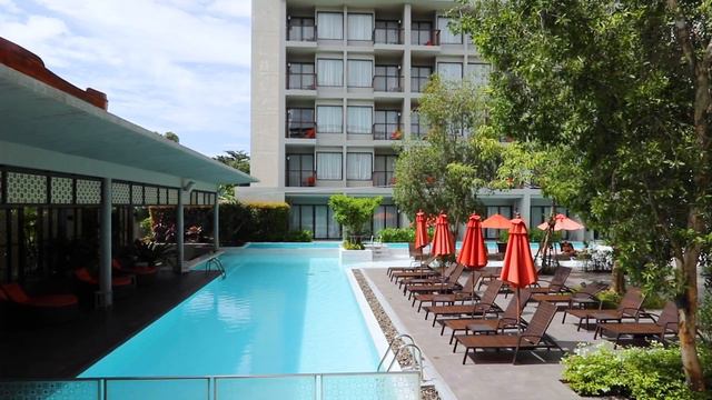 Proud Hotel Phuket смотреть онлайн