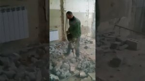 Прикол с отбойным молотком