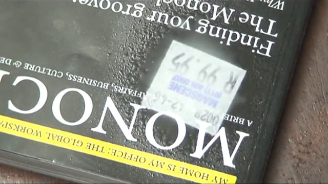 How to remove a sticky label or price tag without peeling it off смотреть онлайн