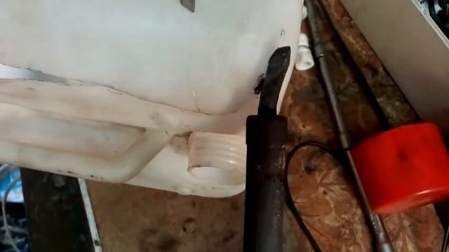 Умывальник с подогревом для гаража и дачи своими руками. Wash basin with own hands. смотреть онлайн