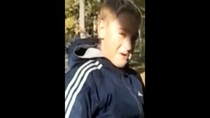 ШОК!!! Школьник упал головой в мусорку!