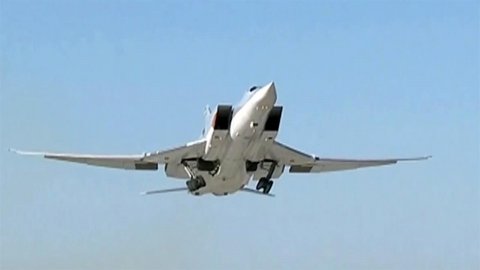 Самолеты ВКС России уничтожили крупную базу подготовки террористов под Пальмирой