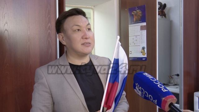 Празднование Дня государственного флага РФ в Туве смотреть онлайн