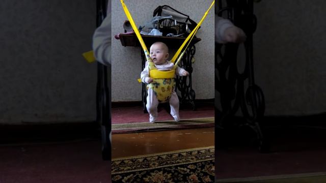 Прыгунки и как мы прыгаем на них смотреть онлайн