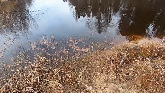 Уже почти зима, но рыбка еще клюет. смотреть онлайн