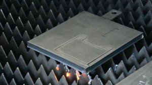 3000 Вт лазерная резка для углеродистой стали