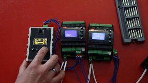 Загрузка программ в контроллеры MCX