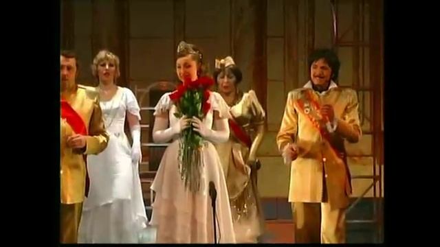 Фрагмент из оперетты «Голландочка» Новосибирского музыкального театра смотреть онлайн