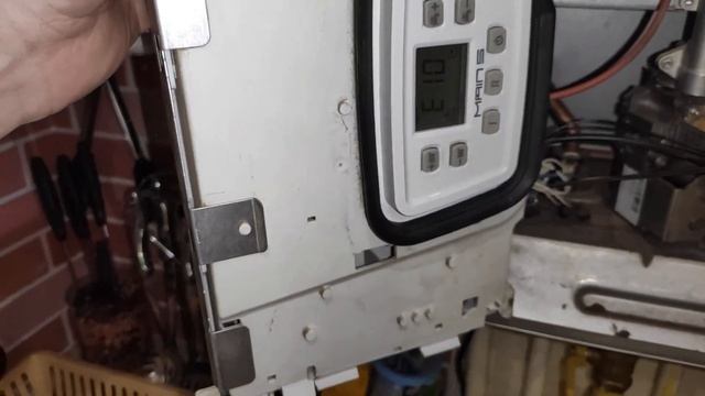 Нет давления в котле,что делать?Baxi main 5 смотреть онлайн