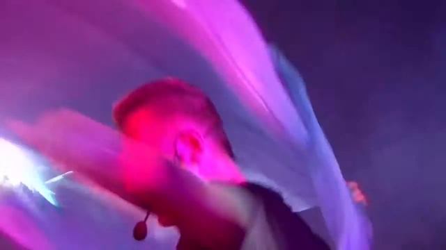 Певец Дмитрий Кудрявцев Show Hello