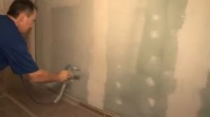 Покраска стен безвоздушным аппаратом Graco