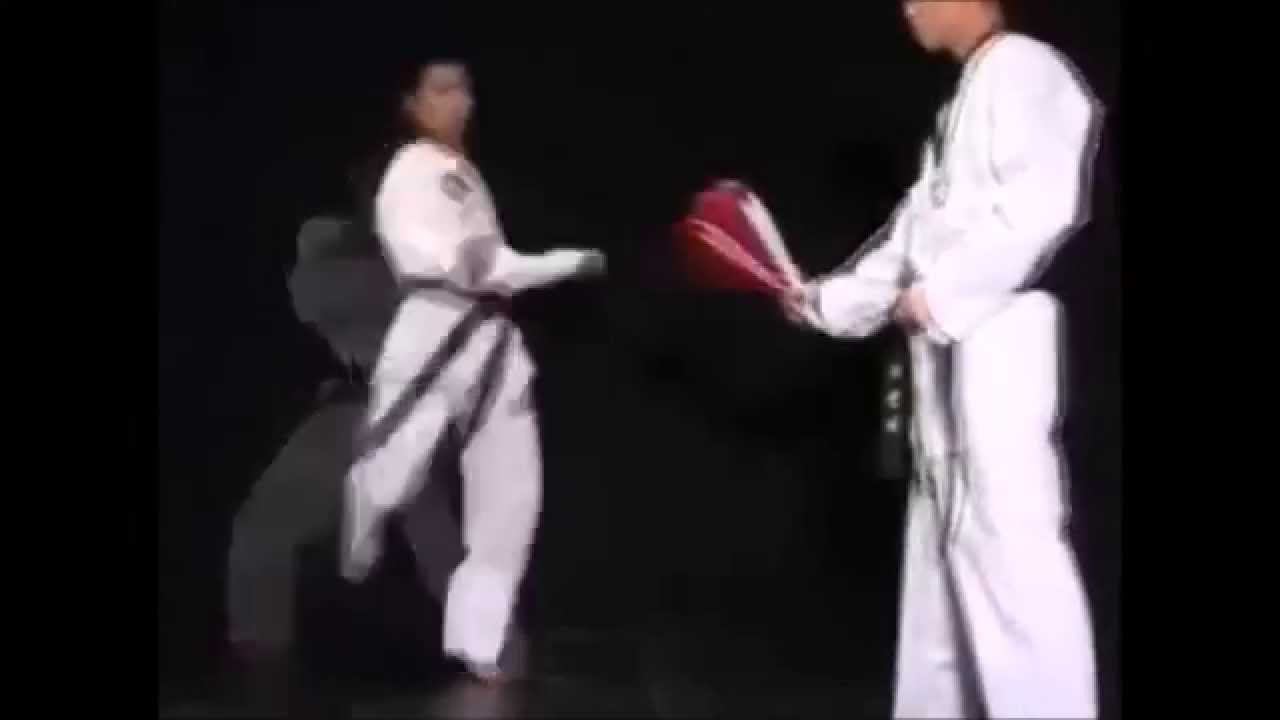 Taekwondo WTF. Техника ударов ногами. Толё Чаги. Упражнения.