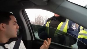 Саня учит ГАИ как нужно служить.