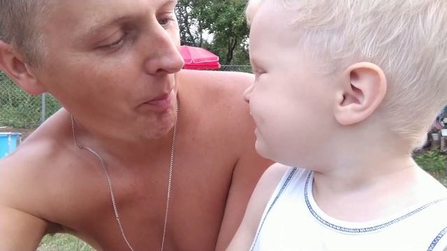 Бассейн на даче. Всю работу бросили. смотреть онлайн