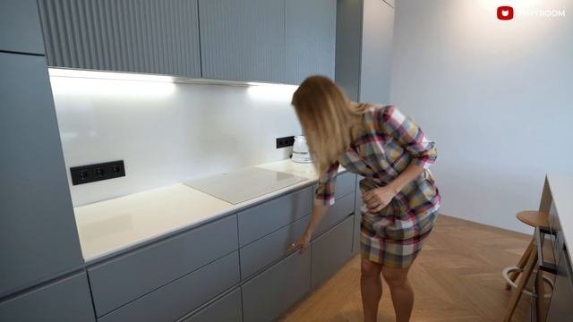 Как предусмотреть на Кухне ВСЕ? Обзор СОВРЕМЕННОЙ кухни, заглянем во все шкафчики! ?
