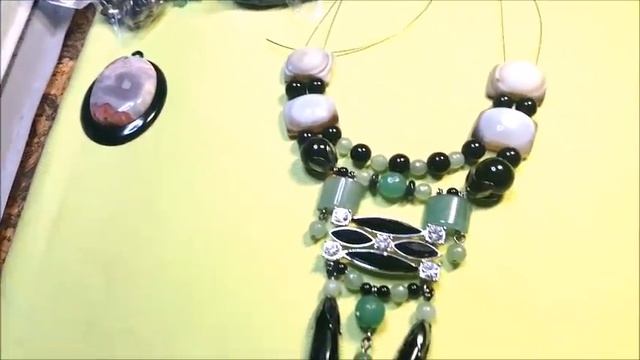 Переделка бус для Светланы Удлинённое колье с красивой подвеской. 23.08.2020 смотреть онлайн