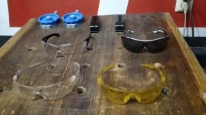 Сравнение защитных очков от РОСОМЗ и UVEX