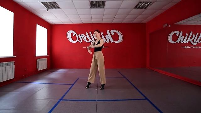 Учим связку в стиле High Heels c Элиной Музафаровой