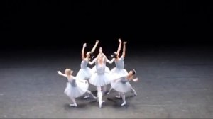 Очень смешной балет!Поставьте ЛАЙК если согласны!