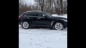 infiniti fx 37 snow