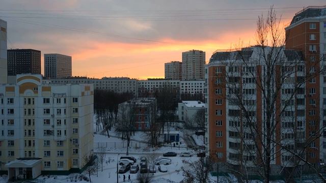 Красивый ЗАКАТ солнца в морозный день смотреть онлайн