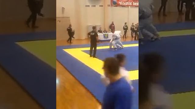 Рукопашный бой соревнования.