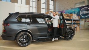 Новый BMW X7 G07 с электропорогами ATS