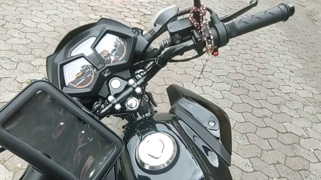 Honda CBF125 Twister // Review 1 смотреть онлайн