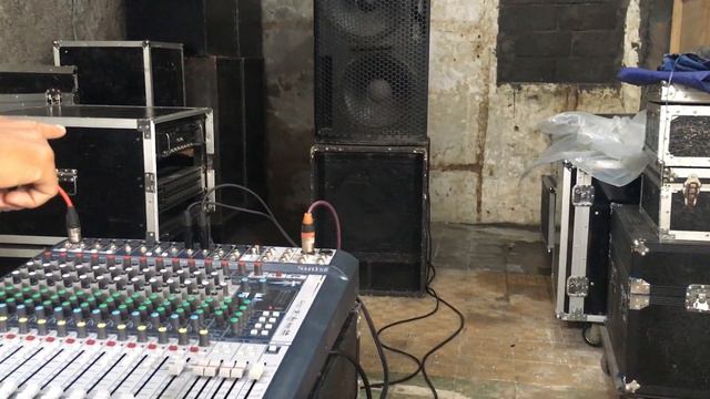 Soundcraft Signature 16