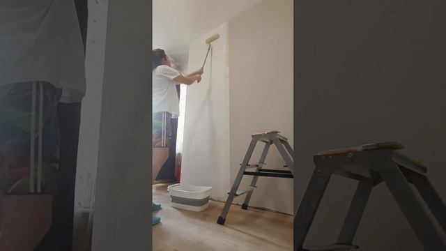 комната за один день #ремонт #обои #поклейкаобоев #ремонтсвоимируками смотреть онлайн