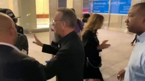 Разъяренный Том Хэнкс заступился за супругу