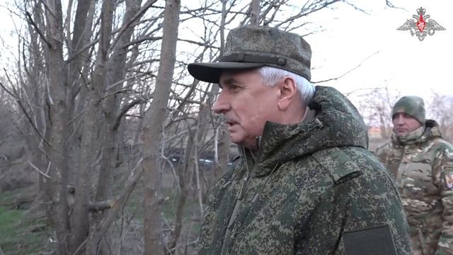 Замминистра обороны РФ Виктор Горемыкин наградил военнослужащих в зоне СВО