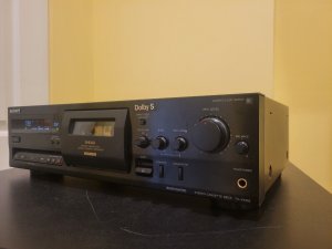 Кассетная дека Sony TC-K615S с 3 головками и поддержкой Dolby S-ЯПОНИЯЧ-1994-год