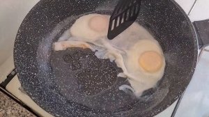 ЯИЧНИЦА на ВОДЕ