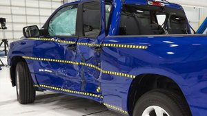 Ram 1500 (2023) Crash Test