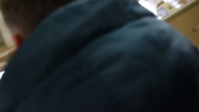 Флешмоб на Киевском вокзале Москвы. "Ридна мати моя", "Оренбургский пуховый платок". смотреть онлайн