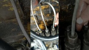 Как прокачать топливо трактор т-130 или т-170