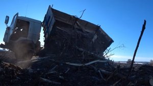 РАБОТАЕМ С 5 УТРА ПОКА  МОРОЗЕЦ !