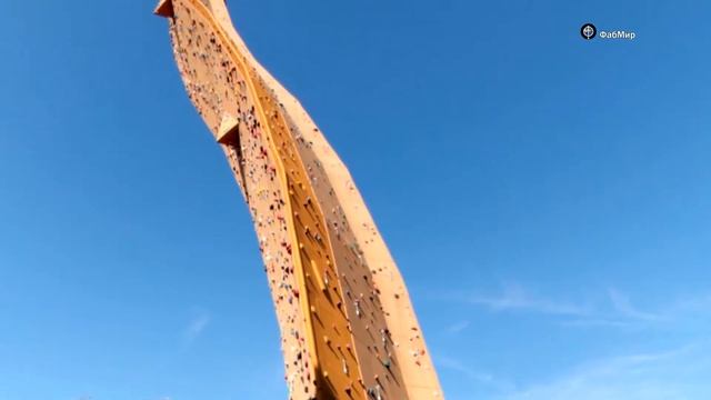 Самая высокая в мире стена для скалолазания - Экскалибур смотреть онлайн