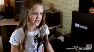 Смотрю Ксению Левчик супер звезда