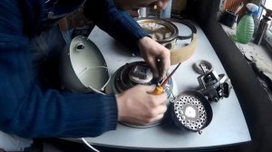 Замена двигателя в пылесосе времён СССР