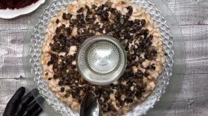 Салат "Гранатовый браслет"