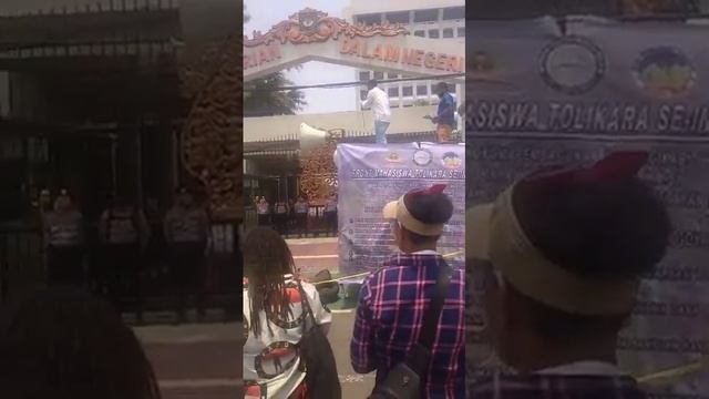 Aspirasi mahasiswa Tolikara seJawa & Bali kepada pemerintah kab Tolikara Mendagri Senin 30 Oktober смотреть онлайн