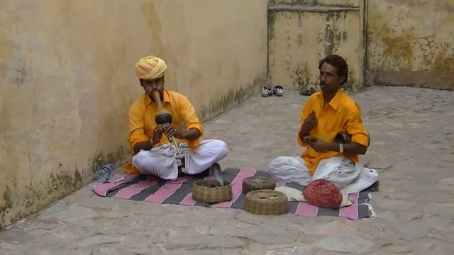 Индия. Джайпур. Укротители кобры смотреть онлайн